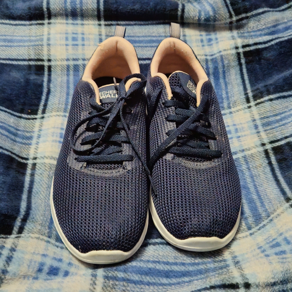 Skechers Women's Navy and Peach Athletic Shoes